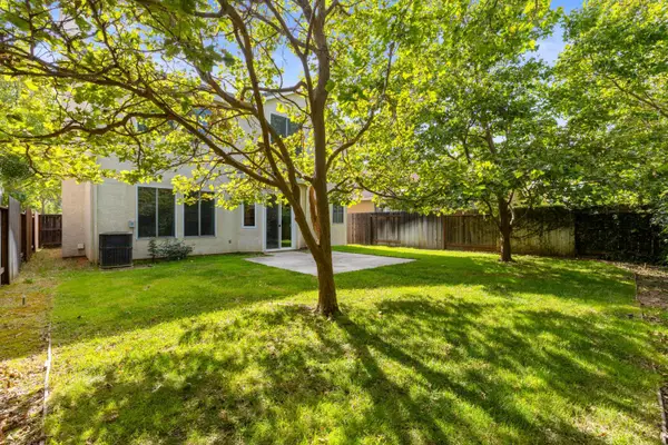 9401 Canmoor Circle, Elk Grove, CA 95758