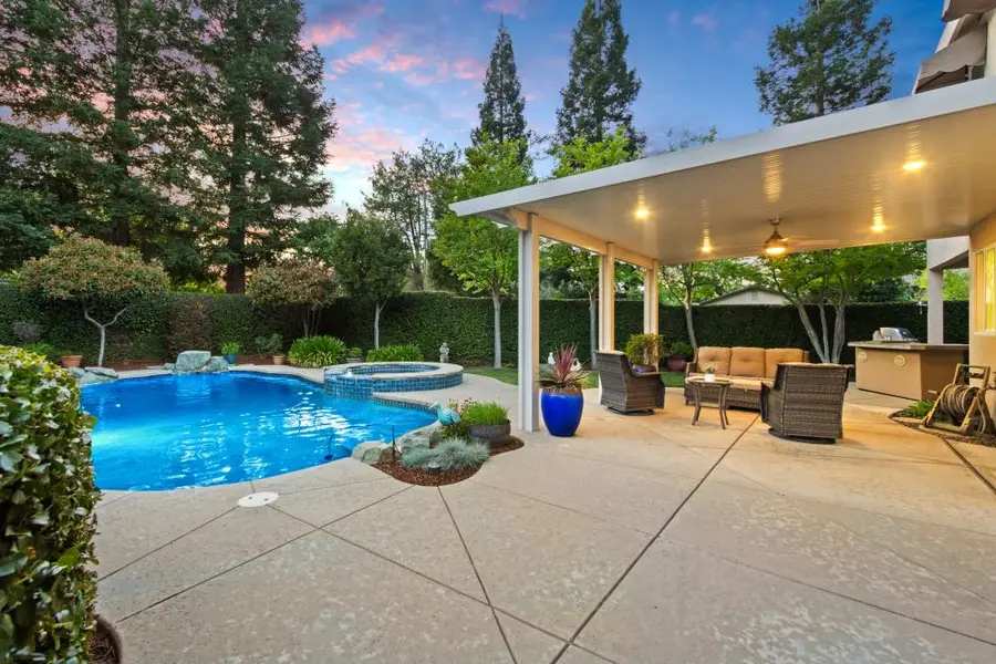 5500 Tierra Gardens Lane, Carmichael, CA 95608 - #3
