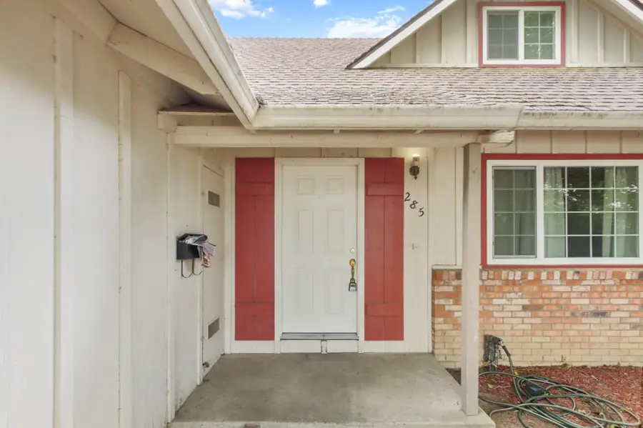 285 Chestnut Street, Woodland, CA 95695 - #3