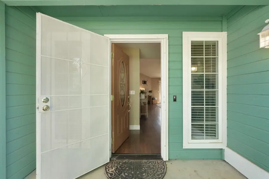 625 Vineyards Court, Galt, CA 95632 - #2