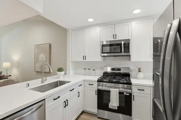 7330 Stratford Place #708, Sacramento, CA 95842