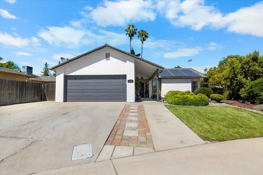 1311 Burgundy Court, Lodi, CA 95242 - #2
