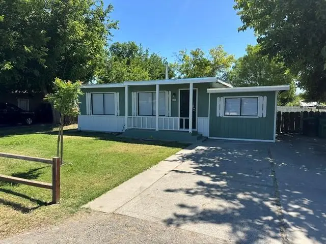 2194 Meadowbrook Avenue, Merced, CA 95348 - #1