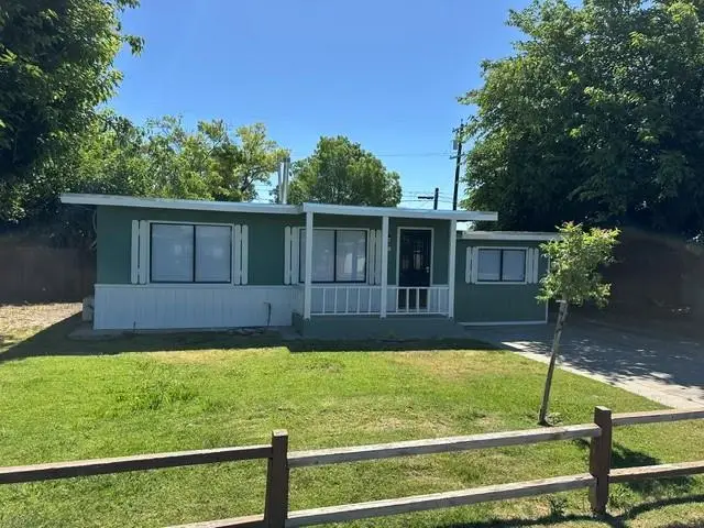 2194 Meadowbrook Avenue, Merced, CA 95348 - #2