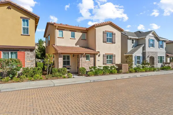 42 Huddlestone Circle, Roseville, CA 95661