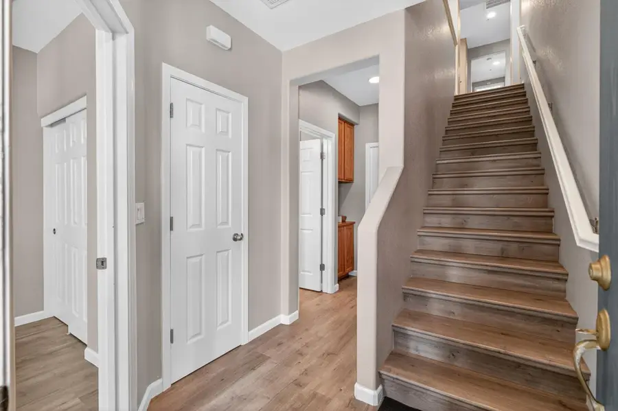 8150 Crystal Walk Circle, Elk Grove, CA 95758 - #3