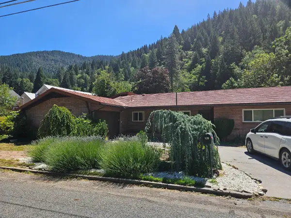 420 S First Street, Dunsmuir, CA 96025