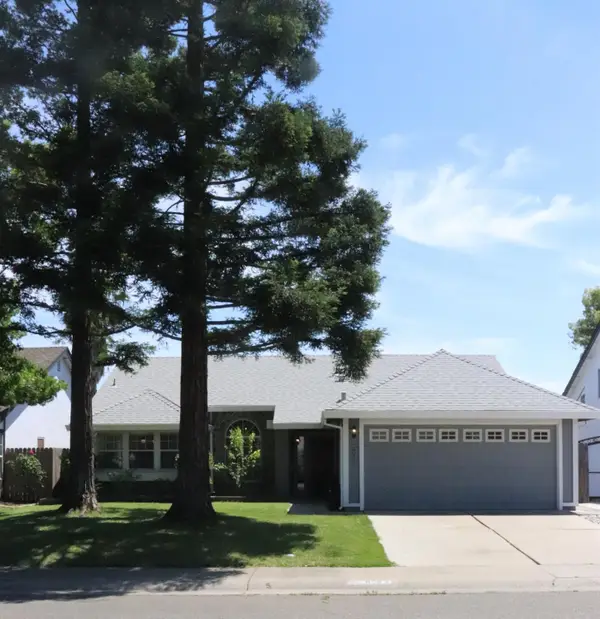 8523 Daimler Way, Sacramento, CA 95828