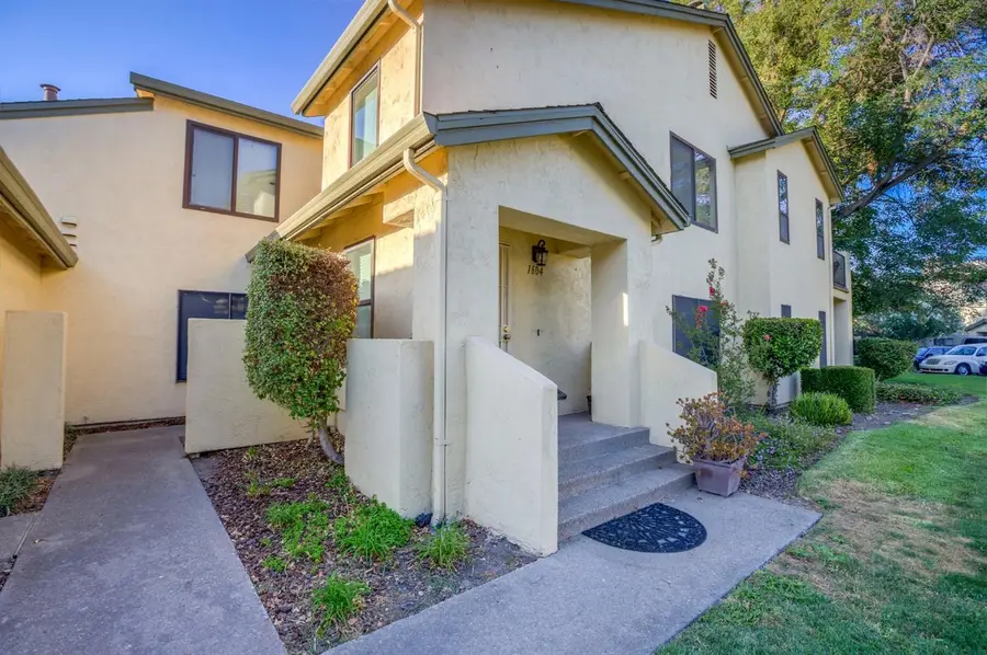 1604 Porter Way, Stockton, CA 95207 - #2