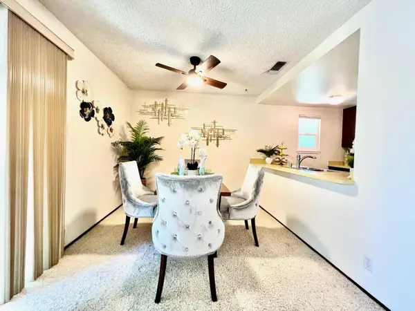 712 Roundtree Court, Sacramento, CA 95831