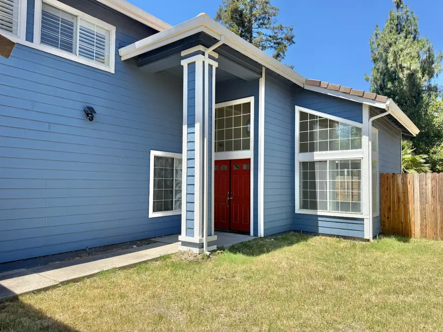 803 Carrie Street, Stockton, CA 95206 - #3