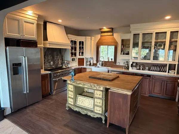 9001 Mosquito Road, Placerville, CA 95667