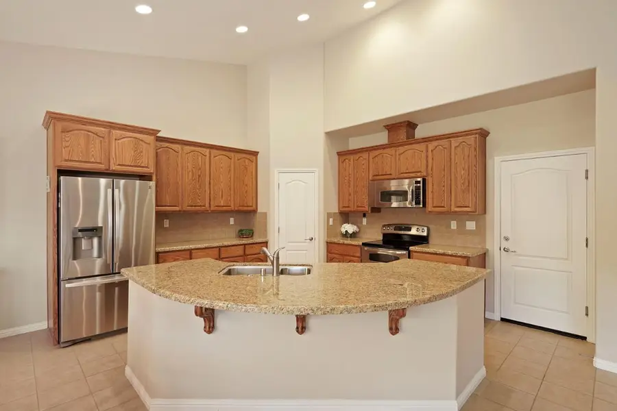954 Stampede Trail, Galt, CA 95632 - #3