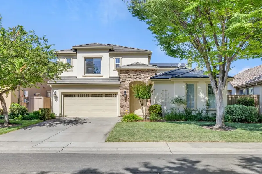 1046 Smith Way, Folsom, CA 95630 - #3