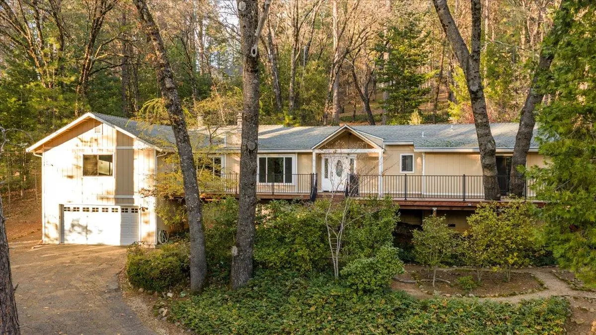 15212 Stinson Drive, Grass Valley, CA 95949 - #1