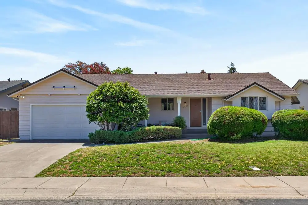 4736 F Parkway, Sacramento, CA 95823 - #1