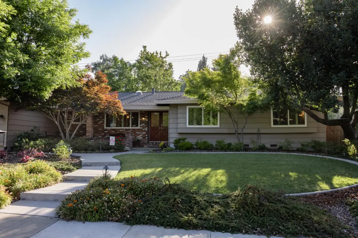 4233 Bonnie Jean Way, Sacramento, CA 95821 - #1