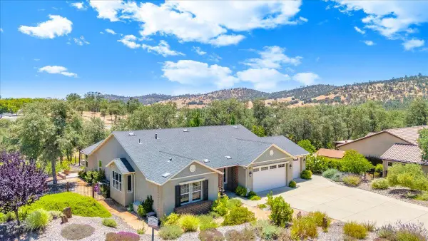 119 Hawkridge Court, Copperopolis, CA 95228