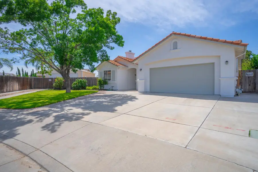 766 Amelia Court, Los Banos, CA 93635 - #3