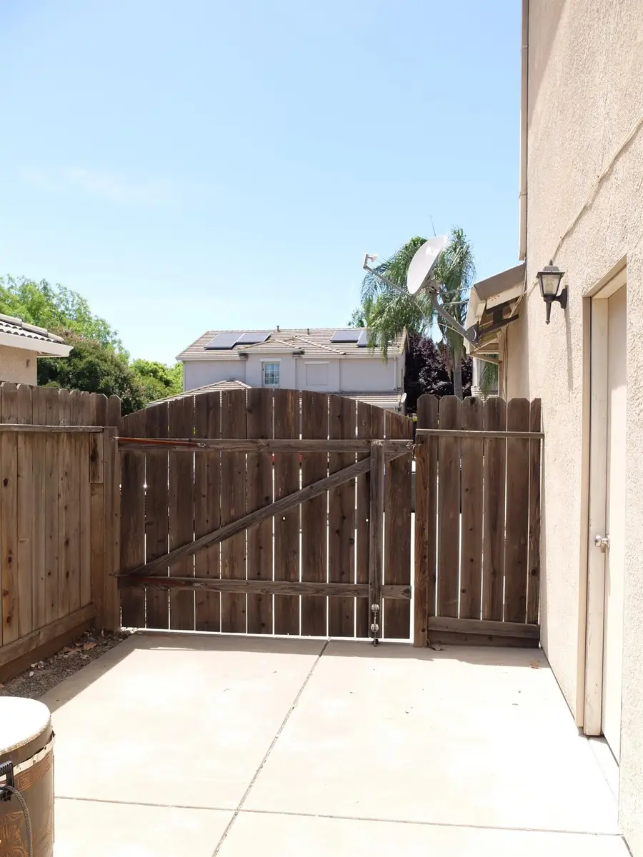 3304 Cardinal Flower Avenue, Modesto, CA 95355 - #3