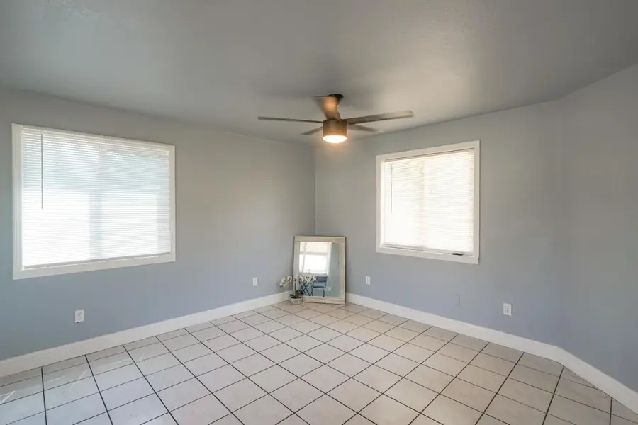 118 Mcgregor, Merced, CA 95341 - #3