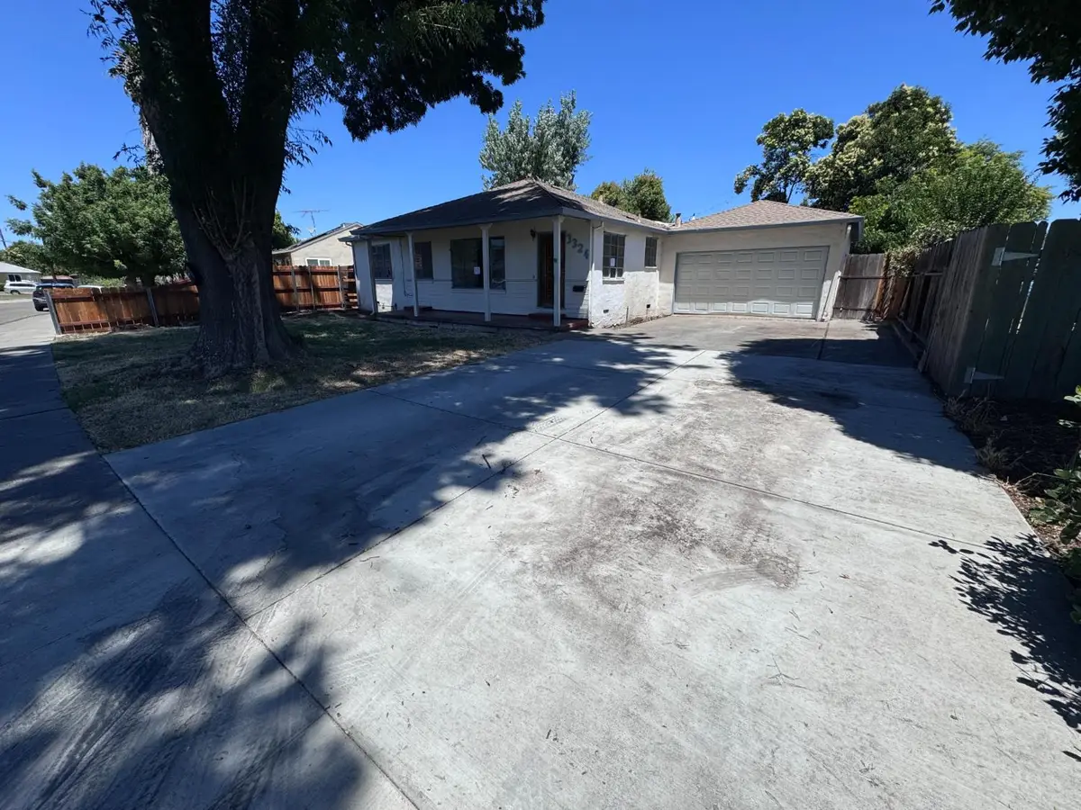3324 Moon Avenue, Stockton, CA 95204 - #1