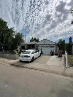 5231 Whittier, Sacramento, CA 95820 - #2