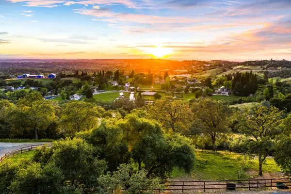 10000 Quail Hill Drive, Newcastle, CA 95658