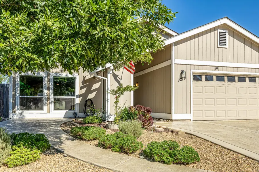 7219 Mountainside Drive, Citrus Heights, CA 95621 - #2