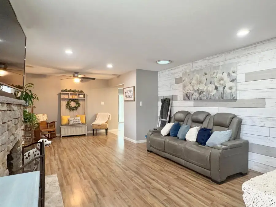 6765 Judistine Drive, Fair Oaks, CA 95628 - #3