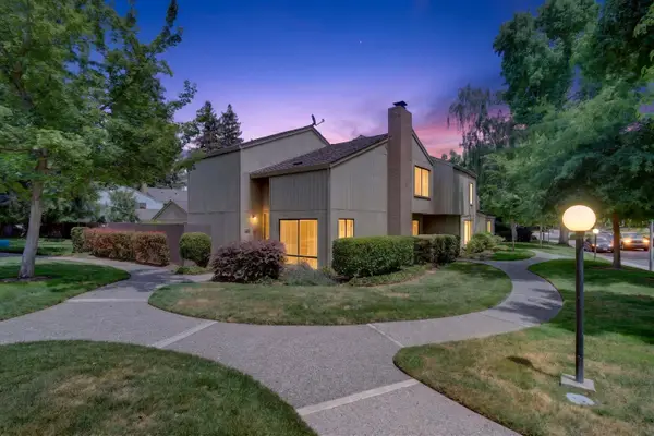 2279 Swarthmore Drive, Sacramento, CA 95825