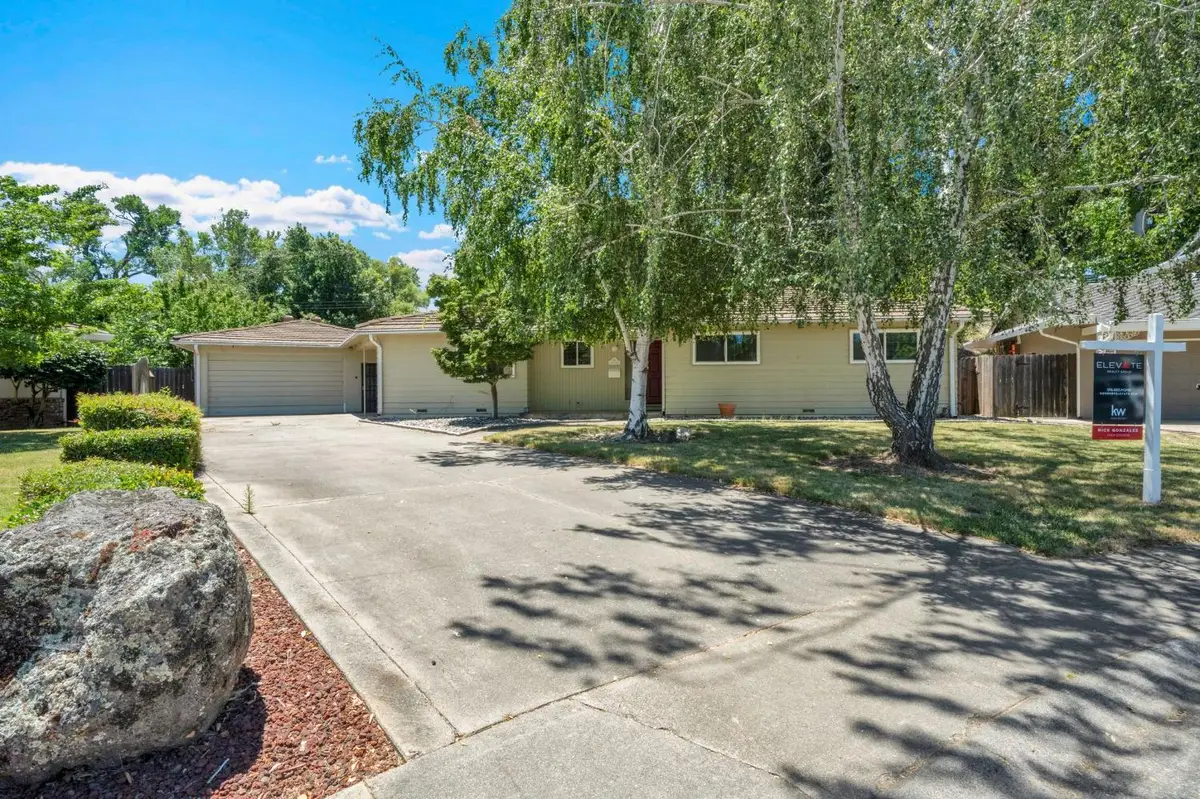 832 Prow Court, Sacramento, CA 95822 - #1