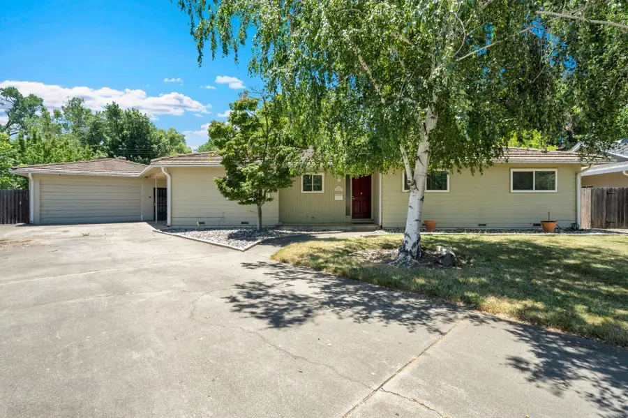 832 Prow Court, Sacramento, CA 95822 - #3