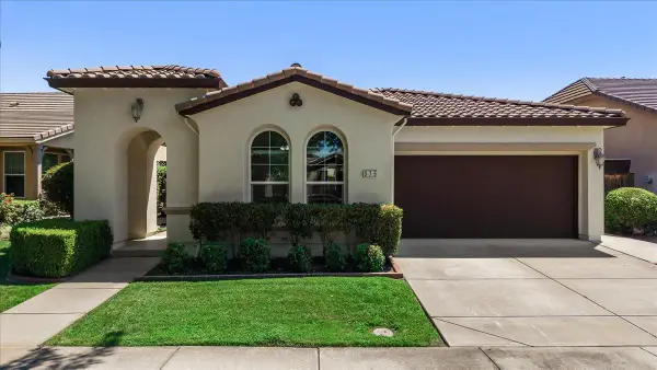 375 Applegate Drive, Oakdale, CA 95361