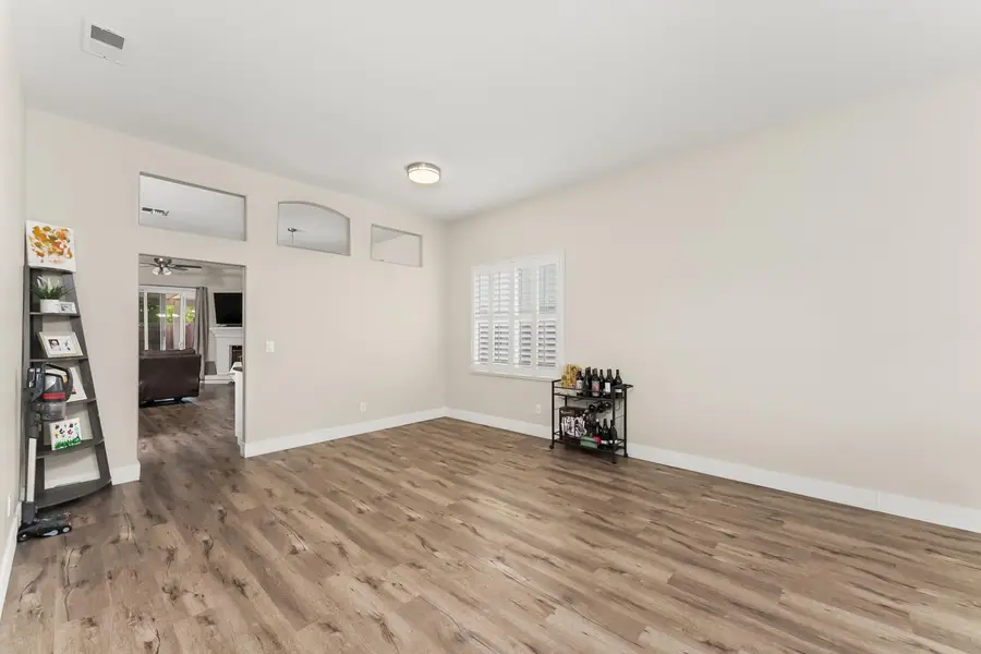 9656 Holly Glen Way, Elk Grove, CA 95757 - #3