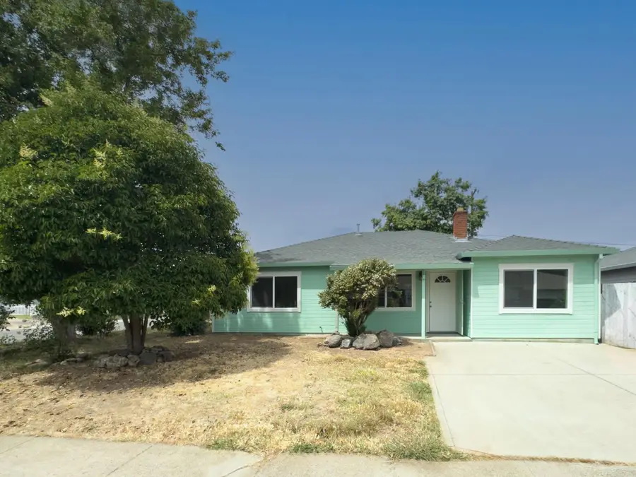 5020 Emerson Rd., Sacramento, CA 95820 - #3