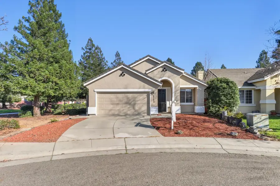 8203 Gardenside Court, Sacramento, CA 95829 - #2