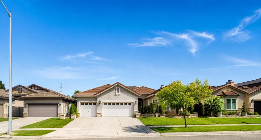 1651 Rio Vista Way, Yuba City, CA 95993 - #2