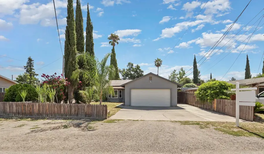 1667 Redding Avenue, Yuba City, CA 95993 - #3