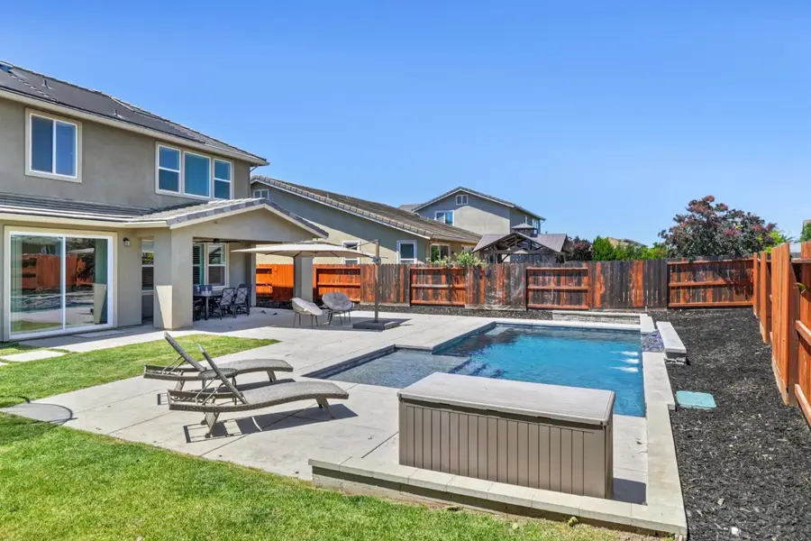 308 Winthrop Court, Roseville, CA 95747 - #2