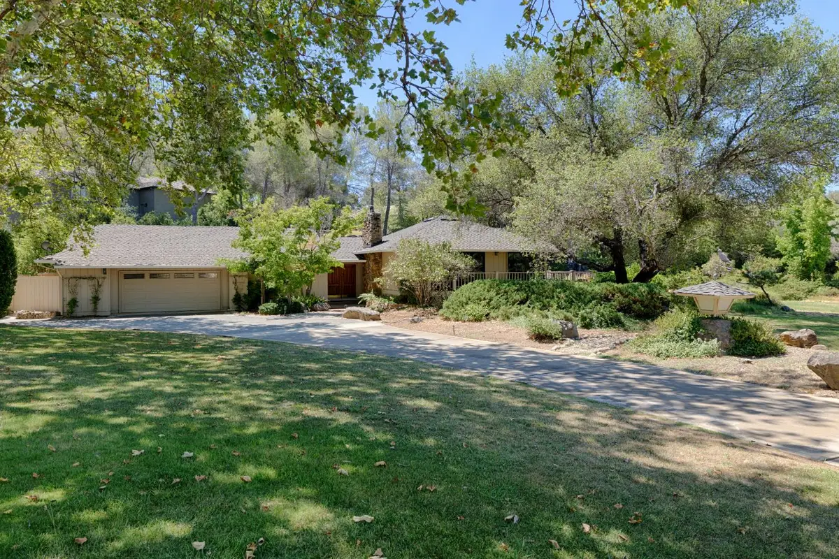 8860 Auburn Valley Road, Auburn, CA 95602 - #1