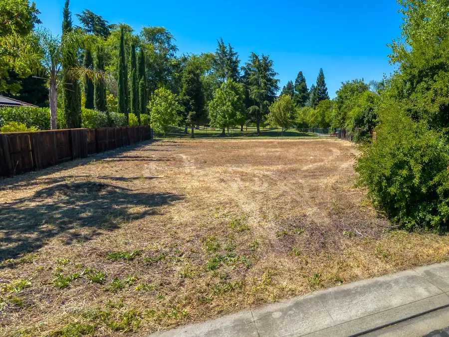 975 Fountain Drive, West Sacramento, CA 95605 - #3