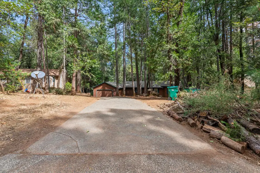 6337 Amherst Way, Magalia, CA 95954 - #2