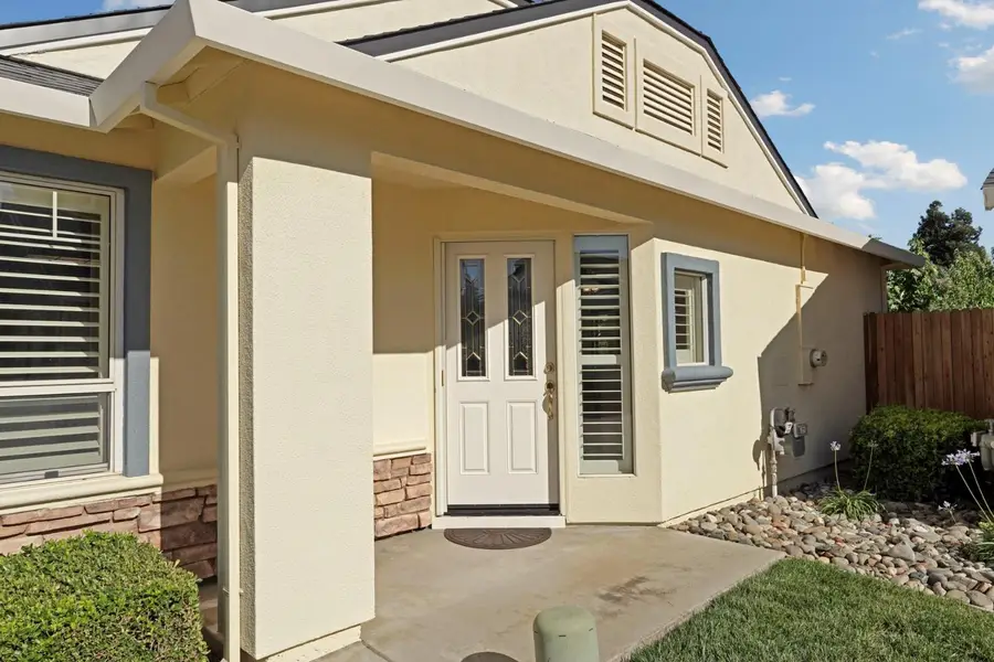 748 Young Court, Galt, CA 95632 - #2