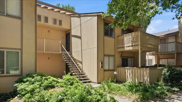 328 Northbank Court #66, Stockton, CA 95207