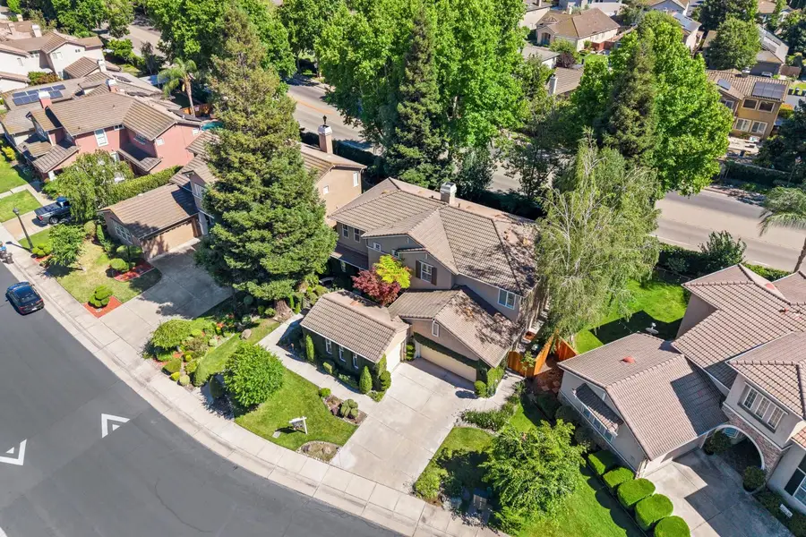 6355 Riverbank Circle, Stockton, CA 95219 - #3