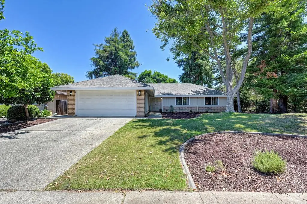 5445 Elsinore Way, Fair Oaks, CA 95628 - #1