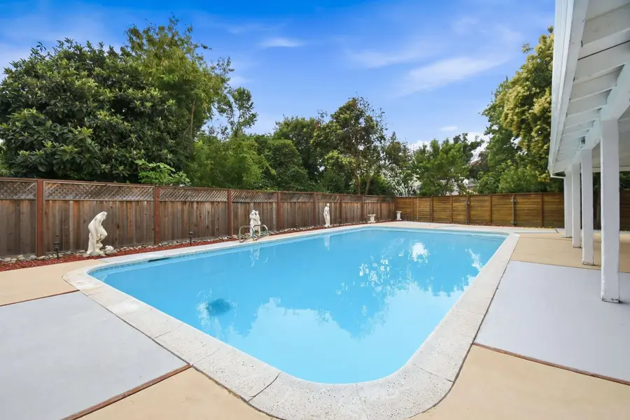 318 Teegarden Avenue, Yuba City, CA 95991 - #2