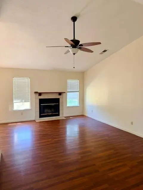 8170 Sarasota, Sacramento, CA 95828 - #2