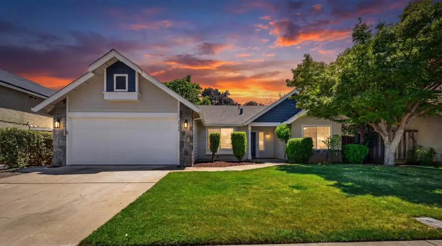 2248 Country Manor Drive, Riverbank, CA 95367 - #2